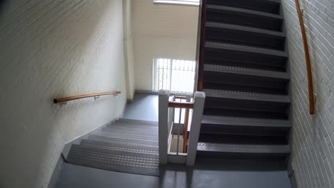 3883FHOB03Stair7_2021-01-06_11h02min04s990ms.mp4