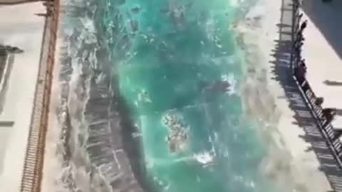 The tallest swing in the world. Chongqing, China.Самые высокие качели в мире. Чунцин, Китай