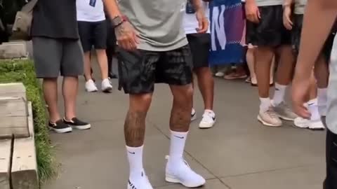 NEYMAR DOES EMBASSY WITH HIS FAN