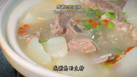 The correct recipe for Chinese cuisine, radish and rib soup, is delicious and suitable for all ages