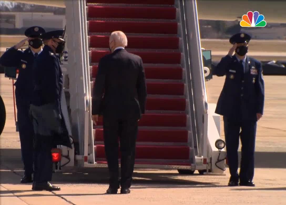 Biden Stumbles several times boarding Air Force One