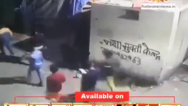 Watch the mob of Muslims rip Hindu Rinku Sharma from his home moments before his death,