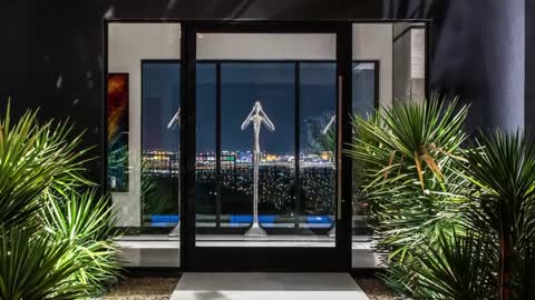 Incredible Henderson modern mansion with unobstructed views of the entire valley