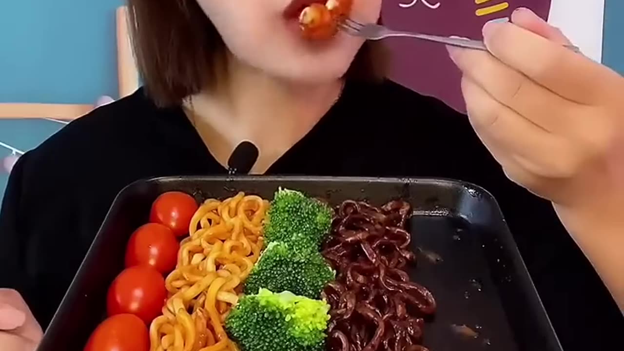 Asmr Eating video