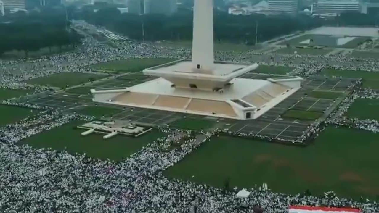 World's Largest Pro- Palestinian Protest, More than 2 million people gathered in Indonesia.