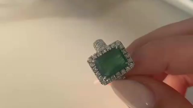 The most beautiful diamond and emerald ring just for you