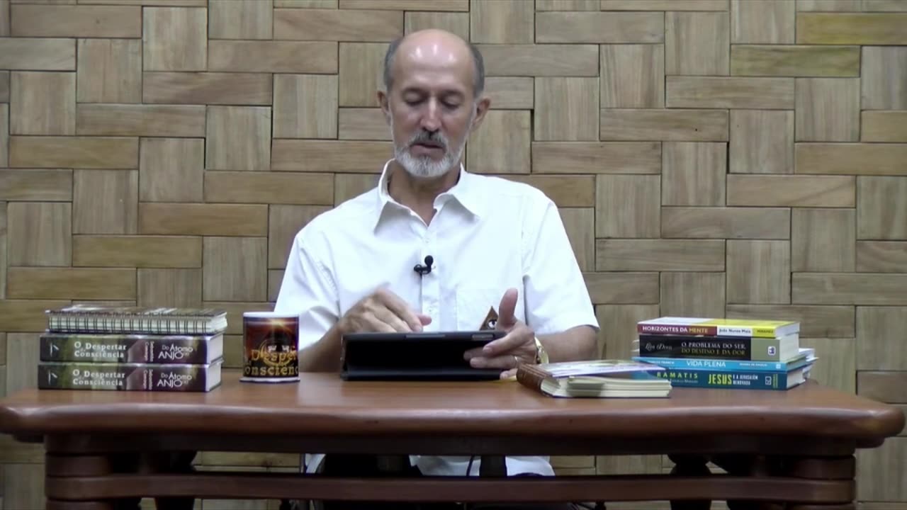 AUXÍLIO A TRANSFORMAÇÃO MORAL E ESPIRITUAL