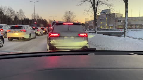 Driving Tesla Model S P85 in Finnish winter