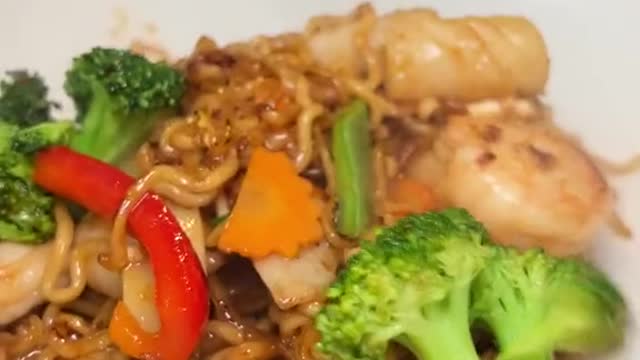 ThaiRamenStirFry#ramen#OffMenu.