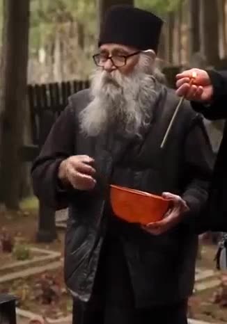 Ereticul Ecumenist Gavriil Hulitor,Schismatic,Apostat,Antihrist,Batjocoritor al Semnului Sv.Cruci