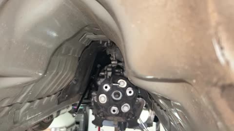 BMW 330D 2007 GEARBOX INSTALL PART 1