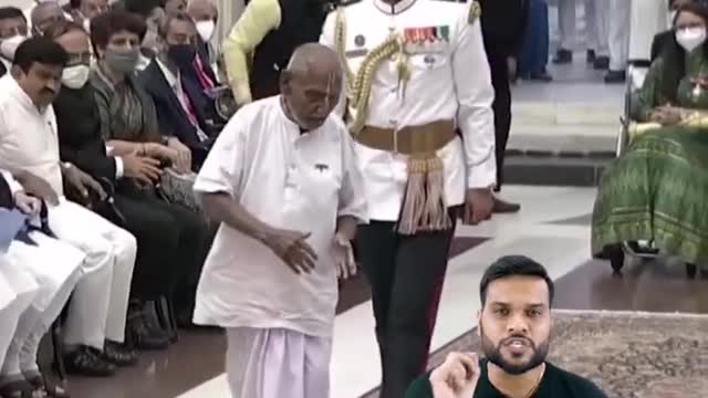 India ke Pradhanmantri aur Guruji ke sath namaskar