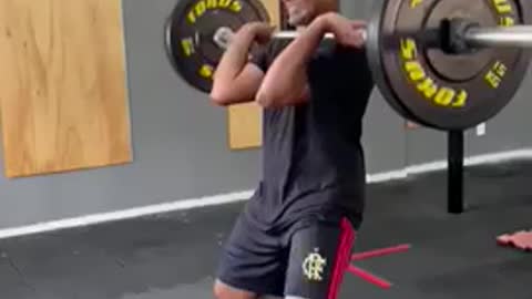 Hang Clean 50kg