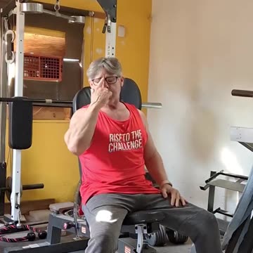 65 yr old SEATED DB PRESS set 5-65lbx4r 🎥 MONDAY NOV 13th PRESSES / PULL-UPS