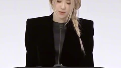 Rosé speaking for mental health at APEC event #rosé