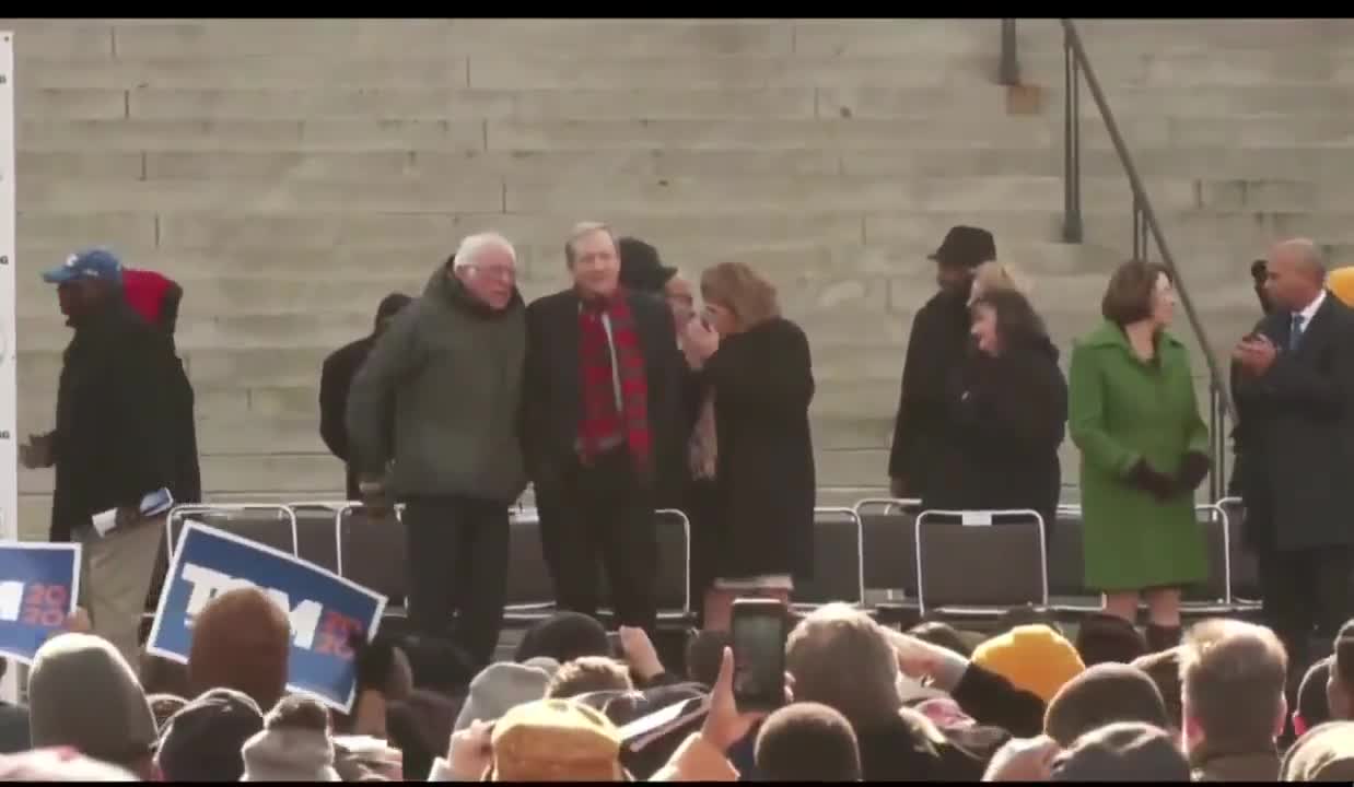 Sanders, Steyer do awkward dance at MLK event