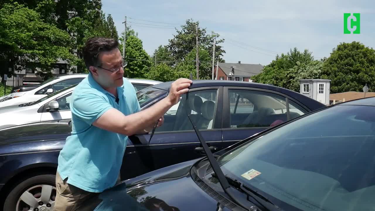 How to change your windshield wipers