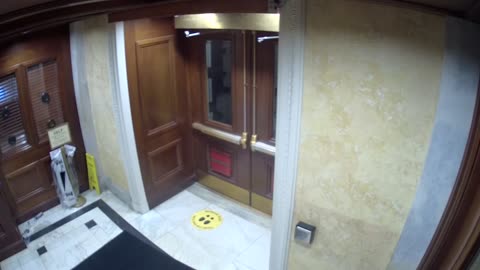 0181USCH01SouthDoorVestibule_2021-01-05_17h20min01s797ms.mp4