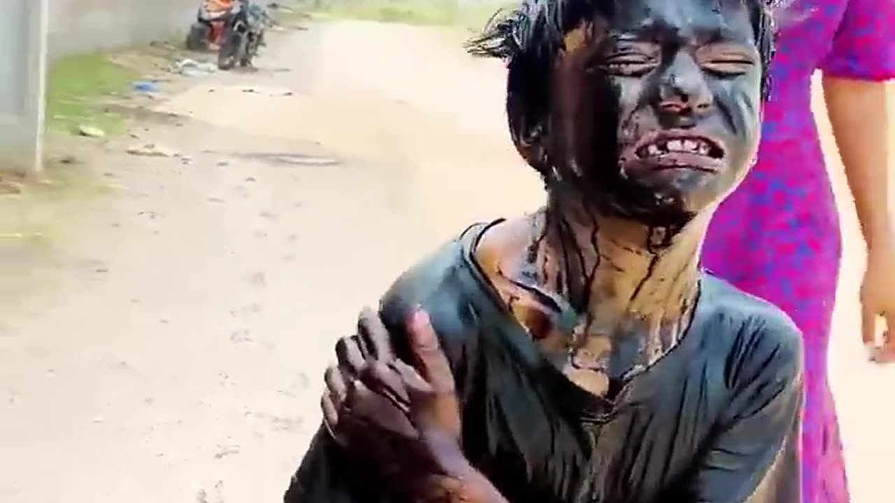 Funny Video on Holi