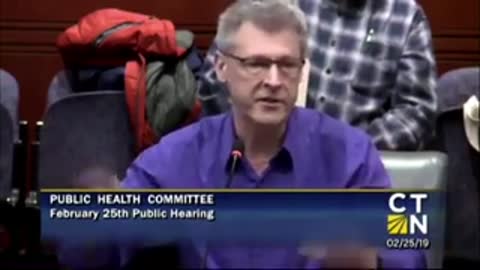 This father shows up to stand up for medical freedom🔥