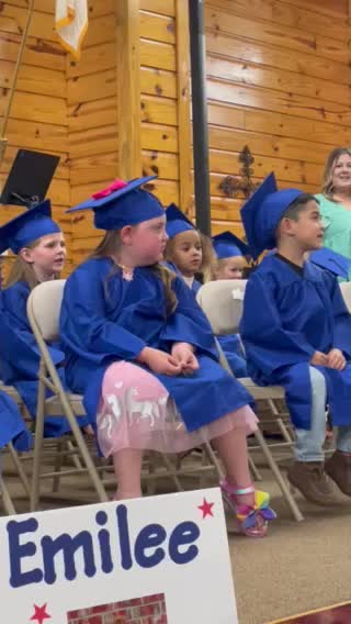 Scarlett graduation singing 2021
