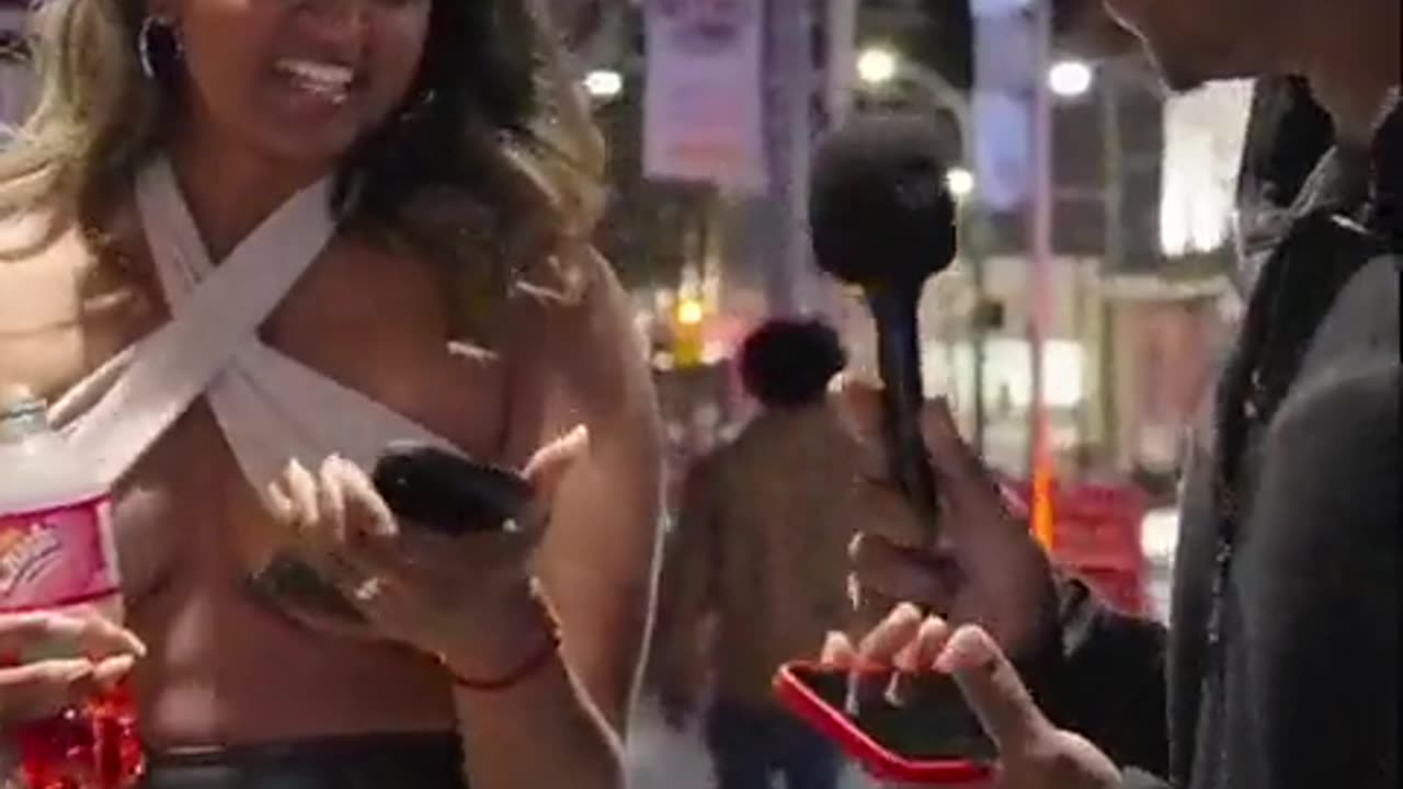 Street Walkers - 2 Brains 0 Complete Thoughts