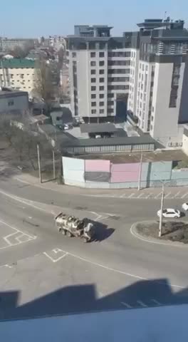 The network showed how the occupiers are fleeing the Nikolaev region