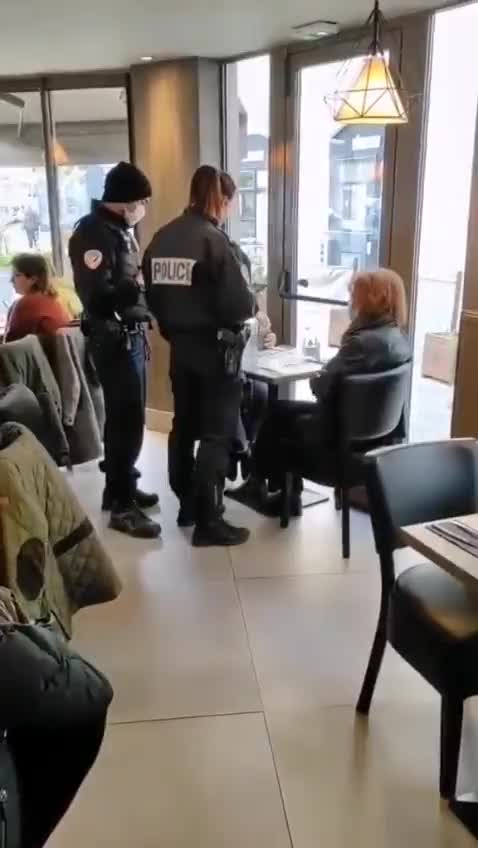 Paris Police Check Proof of Vaccination While Diners Eat
