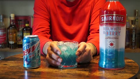 Smirnoff Red White & Berry Vodka & Mtn Dew Frostbite