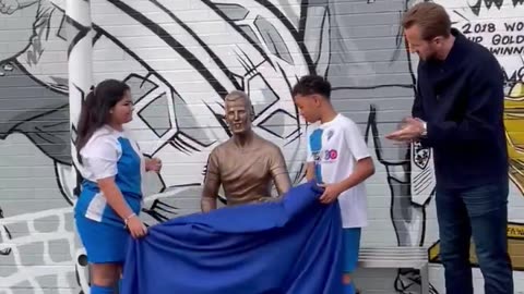 Harry Kane Statue Unveiled at Peter May Sports Centre in East London