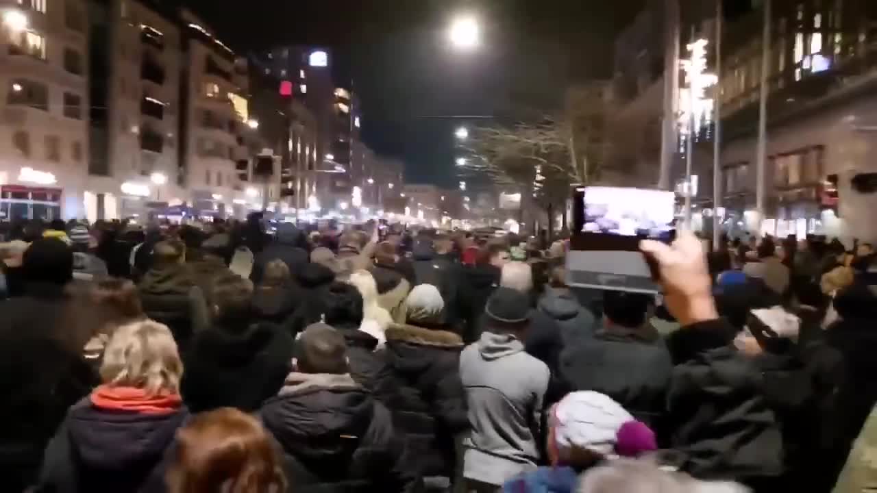 Protests in several eastern German cities against Covid restrictions