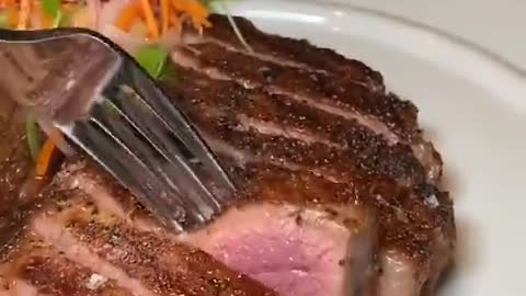 Bone-in beef slices