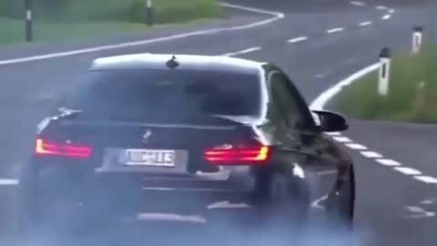 BMW Drift On Main Road - sport car 😍