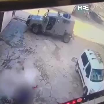 TERRORISTI SIONISTI AMMAZZANO UN CIVILE DISARMATO