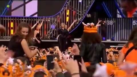 Hey_Mama_Bebe_Rexha_(Live_at_538_Koningsdag_2019)