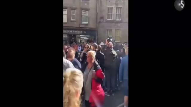 Brainwashed British people