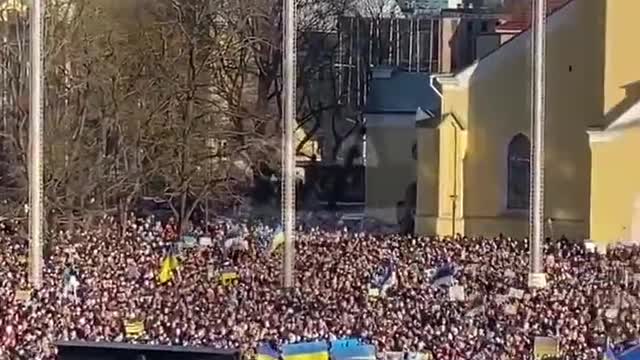 Massive Protests at Tallin, #Estonia, in support of #Ukraine against #russianinvasion.