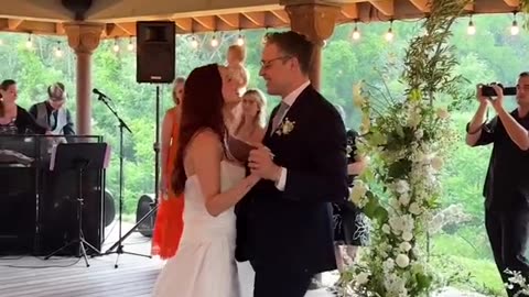 Eva Amurri and her husband Ian Hock dance at their wedding