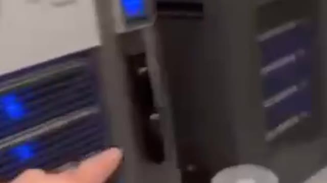 DENUNCIA - SABEN TODO DE LOS VACUNADOS Y SE ALMACENA
