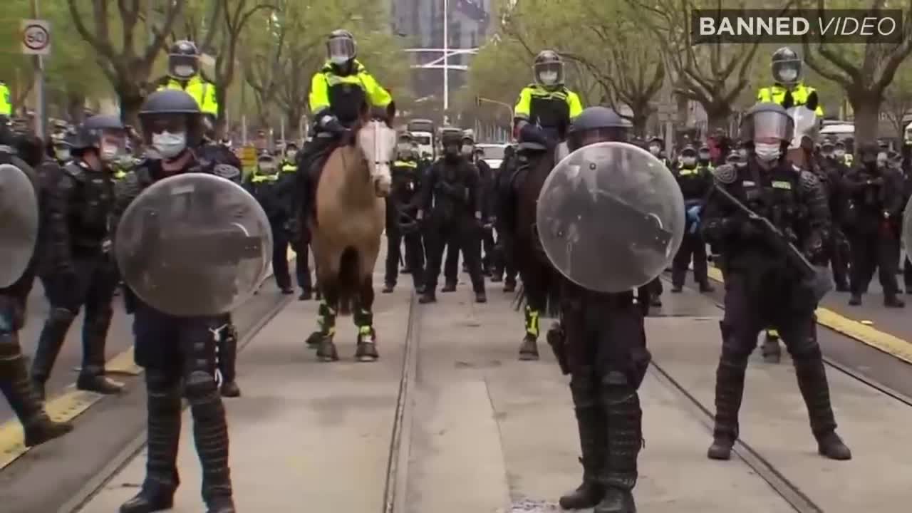 BREAKING : The Hosts Of The View Must Think You're Really Stupid.