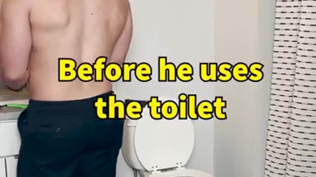 Best snake in the toilet prank ever! 😂…