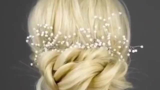 Interesting hairstyles. 🙌