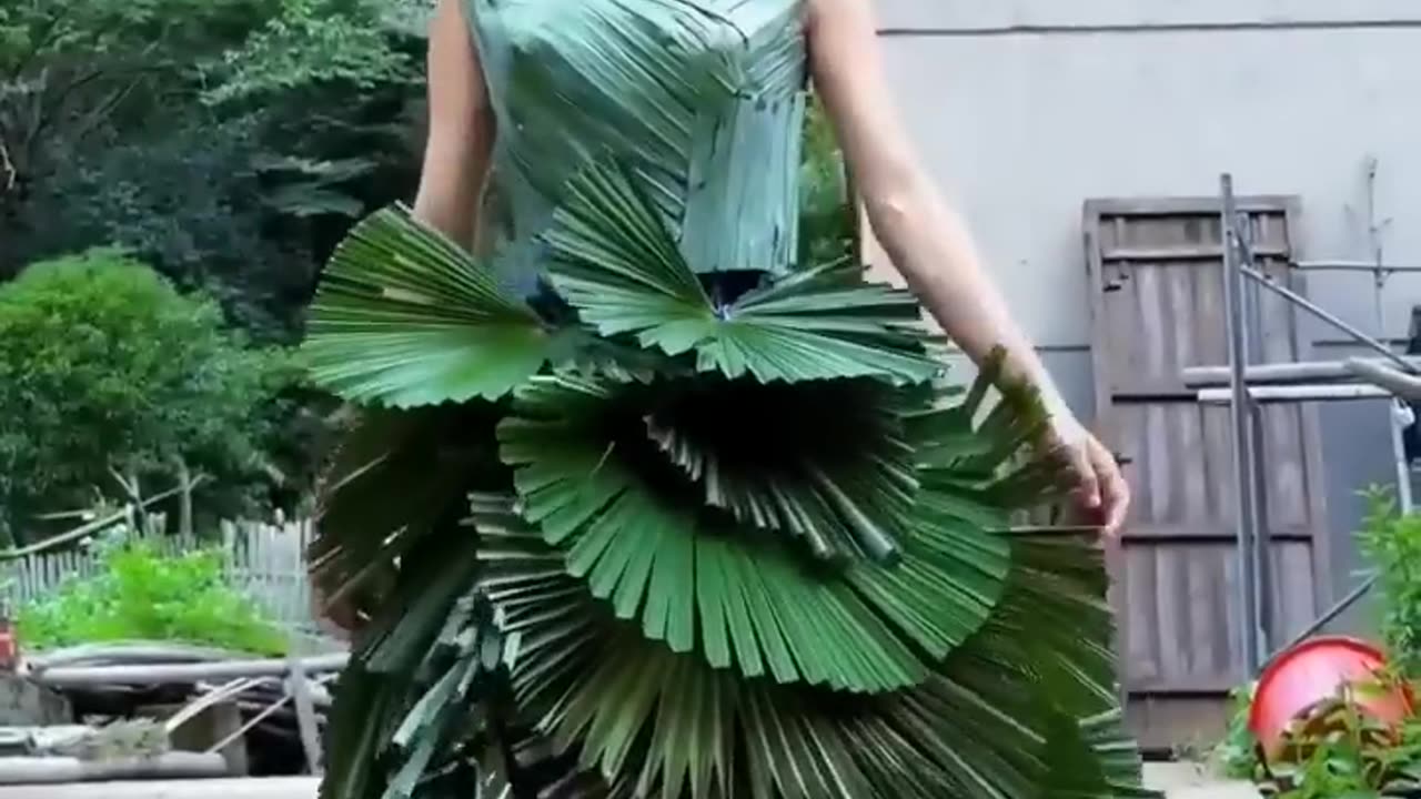 Clothes made of tree leaves