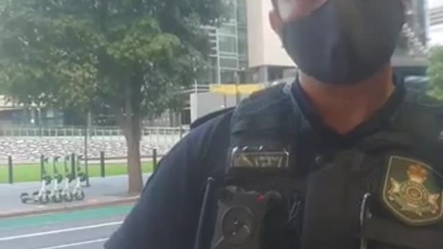 TINLA 150: #reporting from lockdown #Brisbane & getting #arrested via #false #accusation. #Masks #Au