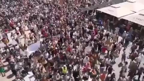 French Hold Massive Uprising Against State's Decree on Mandatory Vaccines
