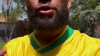 Daniel Alves declara apoio à Jair Bolsonaro