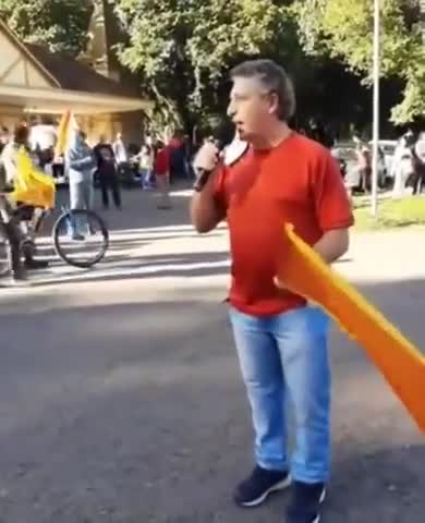 MILITANTE DO PT EXALTA ADELIO BISPO E DESEJA A M0RTE DE BOLSONARO