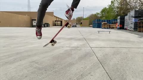 Learn_How_To_Ollie_On_A_Skateboard