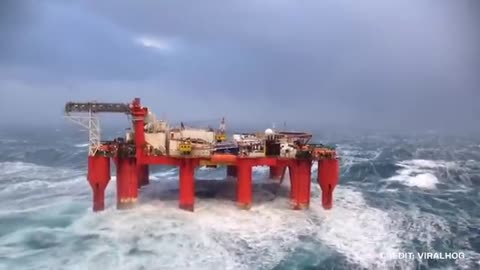 Monster Waves Caught On Camera