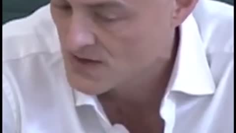 Boris Johnson says that Chaos is Good (for him)